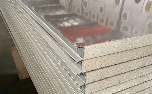 廠家帶你了解聚氨酯封邊巖棉夾芯板的特點有哪些